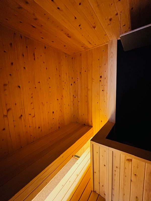 カントリーテイストのTYLOサウナルーム